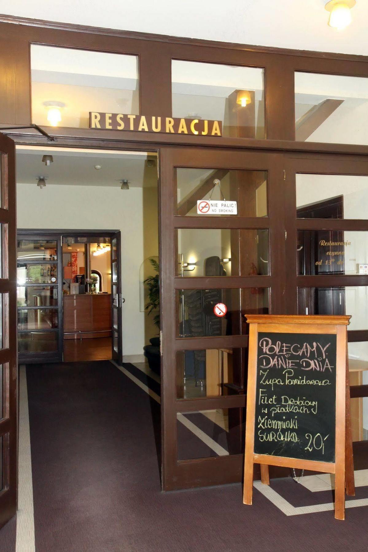 Hotel Western Center