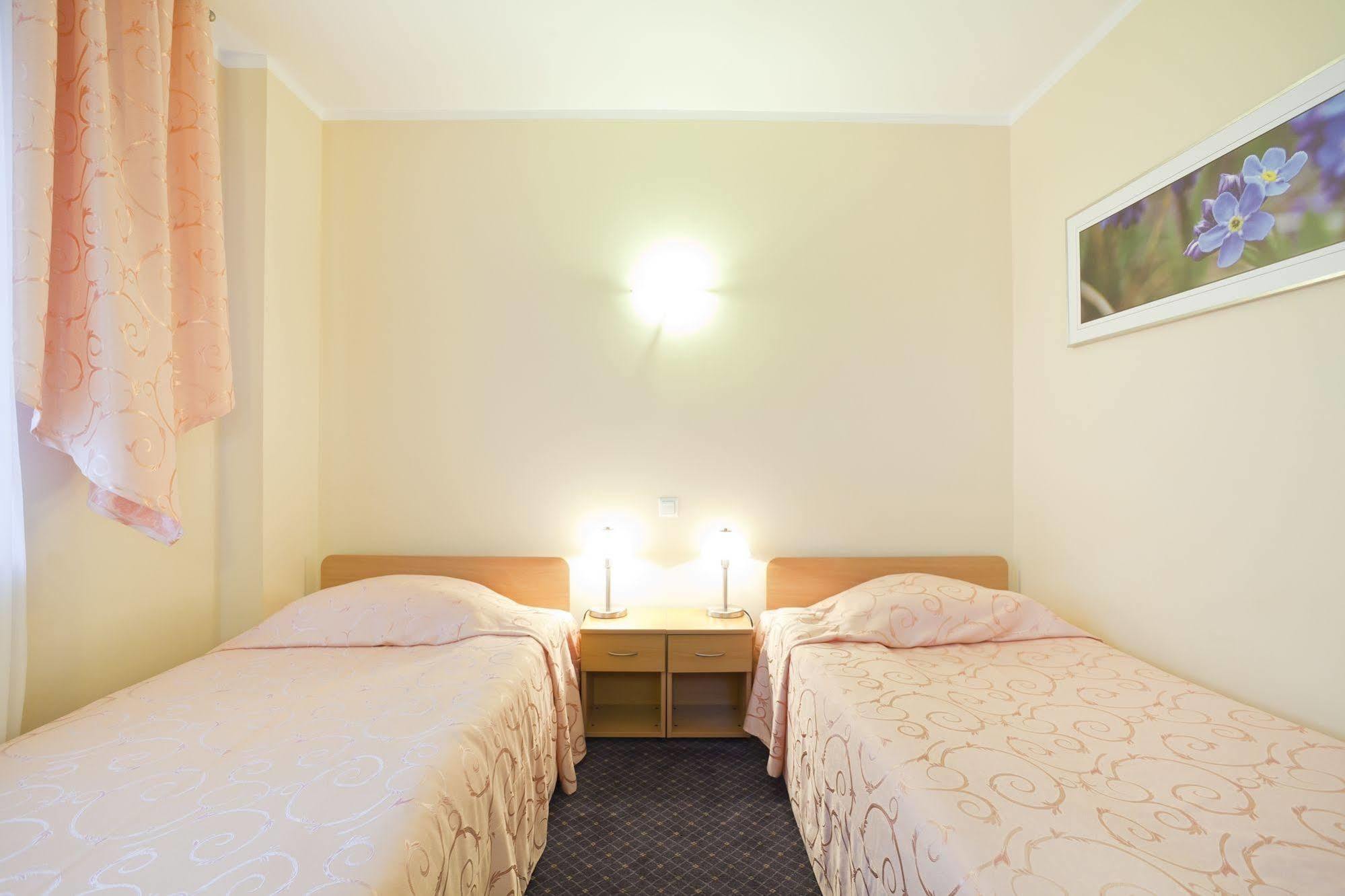 Hotel Western Center 3*